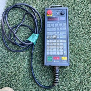 オクマ ローダーコントロールパンテル