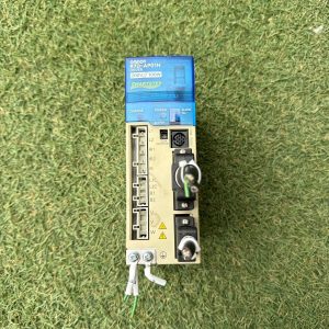 OMRONオムロンR7D-AP01H サーボドライバーSERVO