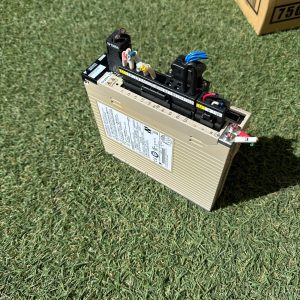 YASKAWA SERVOPACK 安川電機 サーボパック SGDV-R70A11B