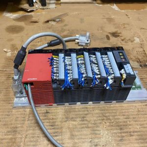 三菱シーケンサQ61P QJ61BT11N QX40x2個QY40x 2個QY10ケーブル