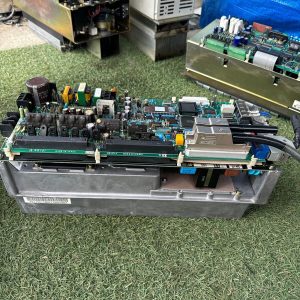 4L184 三菱 MR-S11-103-E01 サーボドライブ 動作保証　インボイス対応　 匿名配送