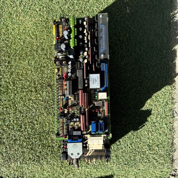 4L205 FANUC VELOCITY CONTROL UNIT A06B-6050-H104 4L205 FANUC VELOCITY CONTROL UNIT A06B-6050-H104
