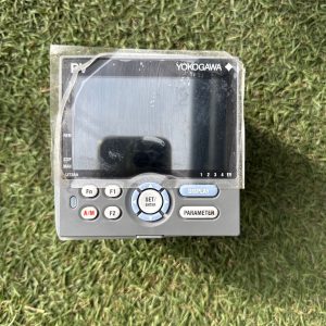 4M227 YOKOGAWA UT35A デジタル指示調節計