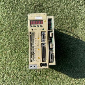 5A193 中古　安川 SGDH-01AE ACサーボドライブ // JUSP-NS100