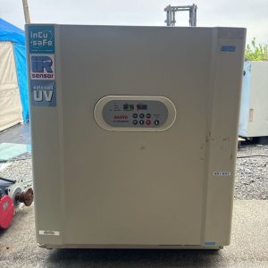 SANYO MCO-20AIC CO2インキュベータ MCO-20AIC 通電確認済み　 三洋電機