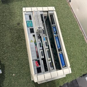 5G080 三菱　FCA520AMR ナンバー　コントロール　5スロット　PLCラック QX084 QX611-1 QX522 QX531 動作保証　