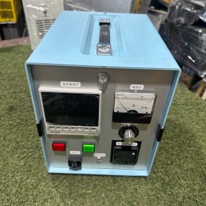 5Y032 chino DB1000B 温度調節計　オムロン　E5CC 動作保証