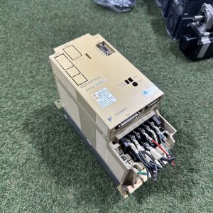 5Y157 YASKAWA 安川電機 　SGDB-15ADG　サーボドライバ 動作保証