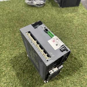 5Y160 MITSUBISHI サーボドライブ サーボアンプ MR-J3-200TN-EG153 動作保証　