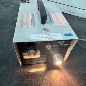 5Y192 Dolan Jennerシリーズ180 ファイバーライト 180 高輝度イルミネーター オールドストック 動作保証　