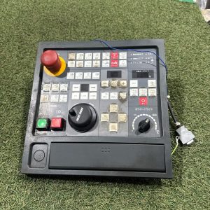 5Y234 IDEC CNC OPERATION CONTROL PANEL, E54145A03 / ZY1E-SS5157-1-7 / 16125-014 動作保証　