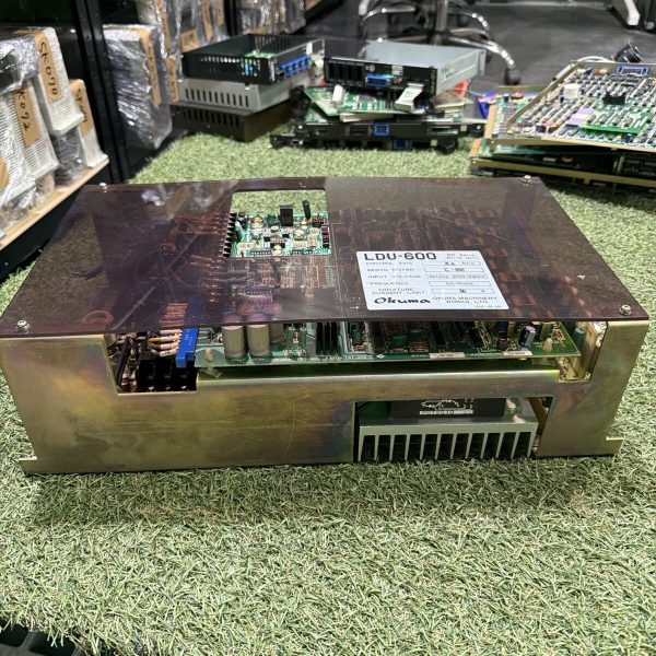 5K145 OKUMA LDU-600 DC SERVO DRIVE UNIT / Axis XA / 3Phase 200 