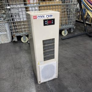 6A252 COOL CABI ノンフロンシリーズ スリム＆ショートタイプ 側面取付型 オクナイバンヨウクーラー OCA-S300BCS-A200 動作保証　