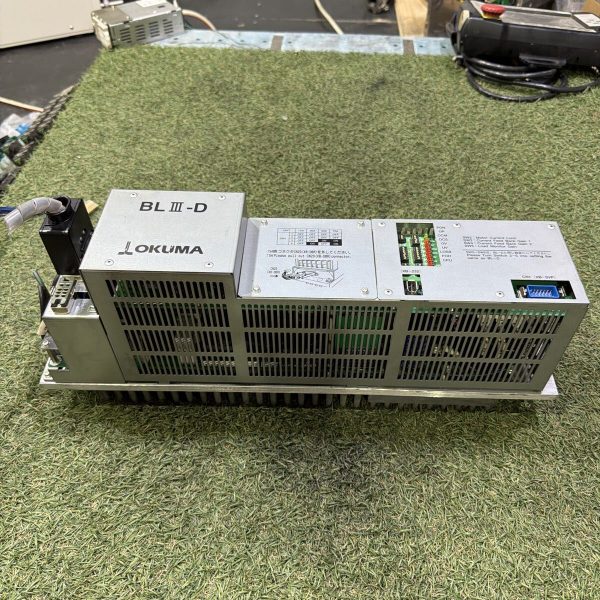 OKUMA BLⅢ-D U0213-0006-001-11 U1.1 サーボアンプ 6E126 OKUMA BLⅢ